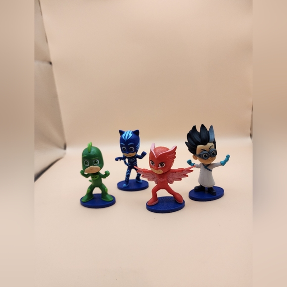 PJ MASKS set of 4 Toppers 2017 - Picture 3 of 3